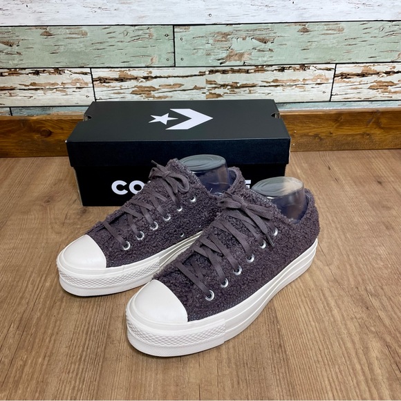 Converse Chuck Taylor All Star Platform Low Cozy Sherpa Purple Ore Size 8.5 - Picture 5 of 14